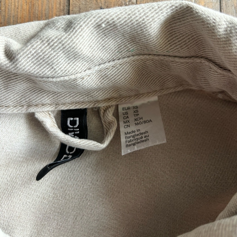 H&M Shacket - Picture 2 of 3